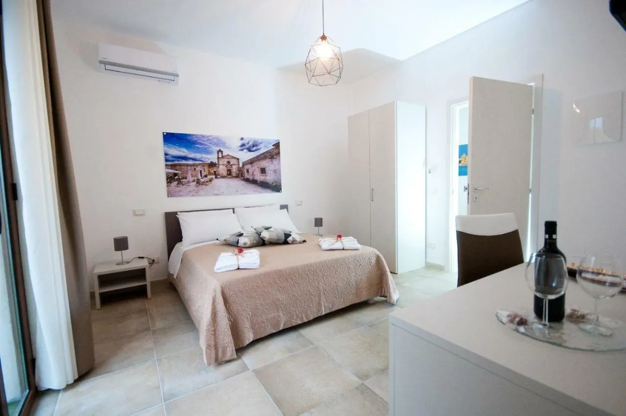 Val Di Noto Rooms 0*,  איטליה